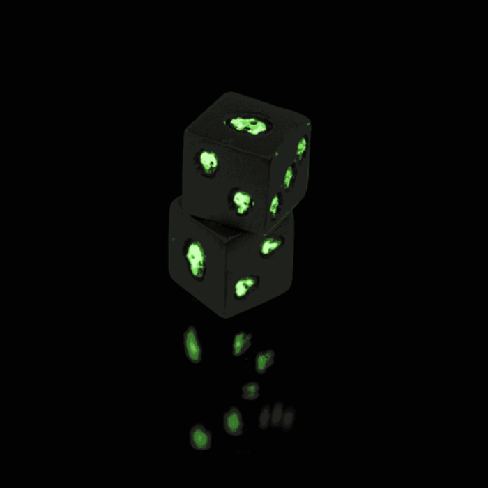 Svítící hrací kostky s lebkami 2ks - NEON Glow in the Dark