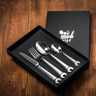 Set nerezového příboru - MATICOVÝ KLÍČ