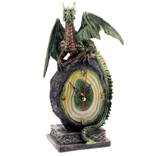 Fantasy stolní hodiny - Zelený drak na třpytivém kamenu